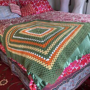 Vintage Handmade Crochet Afghan Throw 39" Square Green Orange Yellow‎ White